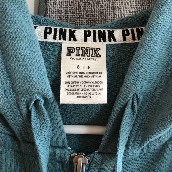 Victoria’s Scrent PINK hoodie - Picture 2 of 4